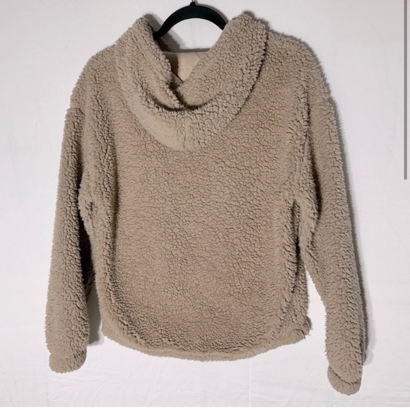 5/$25 Weekend Edition Tan Beige Sherpa Teddy Pullover Hoodie M - Picture 2 of 14